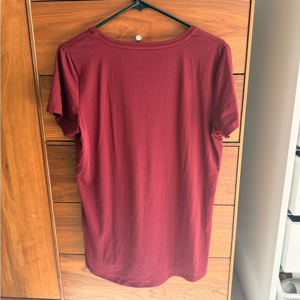 Athleta Essence Vital Tee Size M - Picture 6 of 9